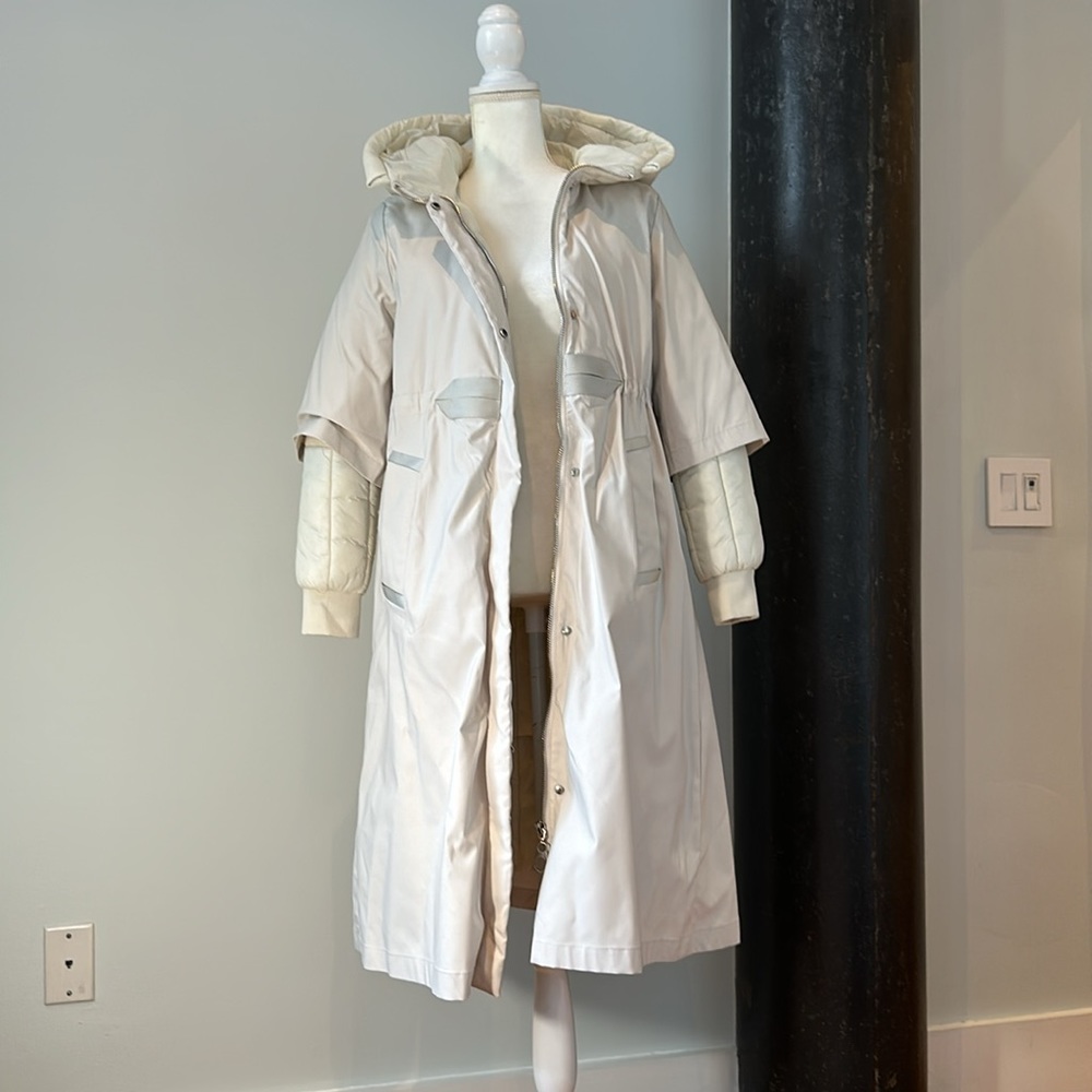 Monte Cervino winter white, long white puffer jacket size small